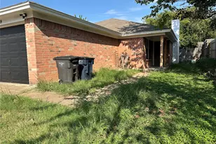 6737 Glenbrook Ln, Fort Worth, TX 76133 - Photo 12