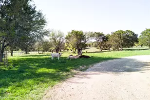 690-A County Road 4707, Kempner, TX 76539 - Photo 36