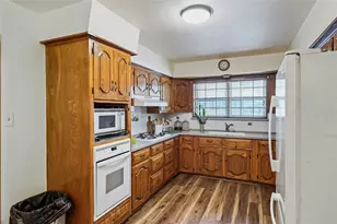 1203 Springbrook Cir, DeSoto, TX 75115 - Photo 6