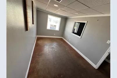 121 W Main Street, Quinlan, TX 75474 - Photo 6