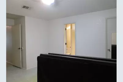 2614 Carrington Lane, Grand Prairie, TX 75052 - Photo 16