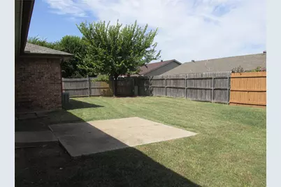 2614 Carrington Lane, Grand Prairie, TX 75052 - Photo 26