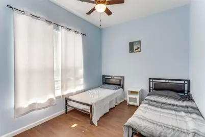 1000 Shadow Lane, Fort Worth, TX 76117 - Photo 10