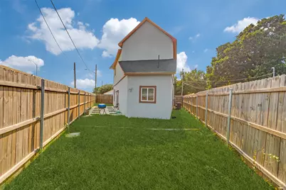 1000 Shadow Lane, Fort Worth, TX 76117 - Photo 2