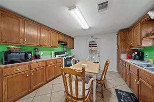 1917 Bell St, Waco, TX 76711 - Photo 8