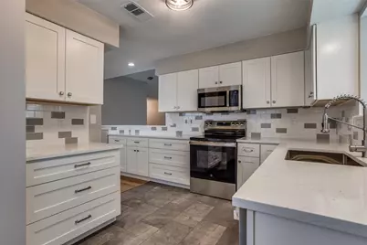 1016 Ledgemont Drive, Plano, TX 75025 - Photo 10