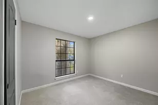 1434 Owega Ave, Dallas, TX 75216 - Photo 14