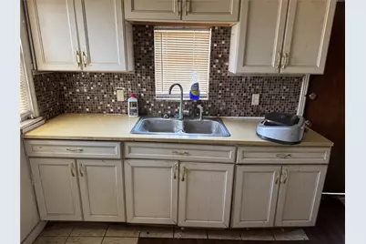 234 W Woodin Boulevard, Dallas, TX 75224 - Photo 6