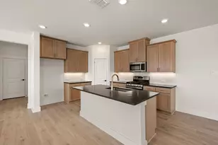 2536 Red Tailed Hawk Ln, McKinney, TX 75071 - Photo 10