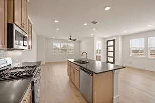 2536 Red Tailed Hawk Ln, McKinney, TX 75071 - Photo 12