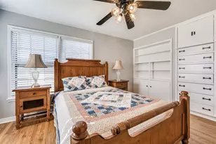 909 Coffield St, Bowie, TX 76230 - Photo 20