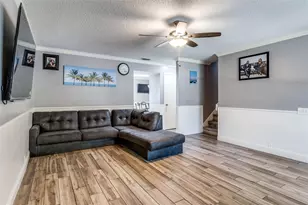 11826 Leisure Dr, Dallas, TX 75243 - Photo 16