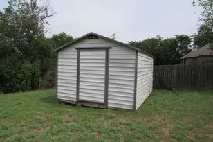 603 N Harrison St, West, TX 76691 - Photo 14