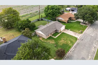 5708 Lynn Street, Greenville, TX 75402 - Photo 6