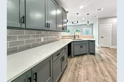 2130 Kathleen Avenue, Dallas, TX 75216 - Photo 10