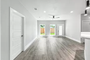 2130 Kathleen Ave, Dallas, TX 75216 - Photo 6