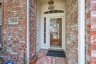 2610 Oxford Oaks Ln, Corinth, TX 76210 - Photo 2