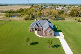 408 Shelby Trail, Bells, TX 75414 - Photo 2