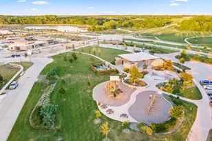 400 Somerville Dr, McKinney, TX 75071 - Photo 8