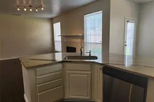 3445 Danbury Ln, Plano, TX 75074 - Photo 6