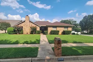 2609 Talisman Ct, Bedford, TX 76021 - Photo 2