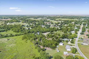 306 Randy Dr, Woodway, TX 76712 - Photo 36