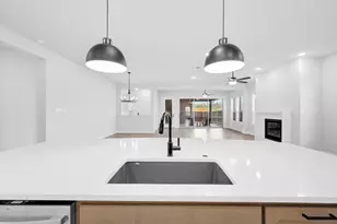 2085 Pine Grove Lane, Arlington, TX 76005 - Photo 18