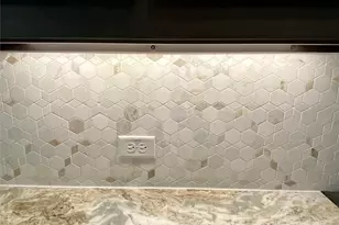 250 Devonshire Dr, Greenville, TX 75401 - Photo 10