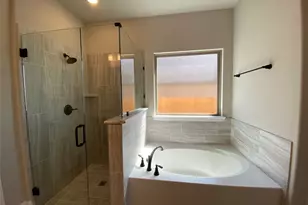 250 Devonshire Dr, Greenville, TX 75401 - Photo 20