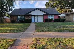 1601 Melrose St, Garland, TX 75042 - Photo 2