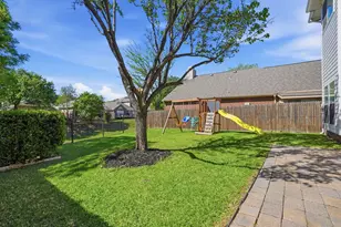 2316 Leafy Glen Ct, Bedford, TX 76022 - Photo 32