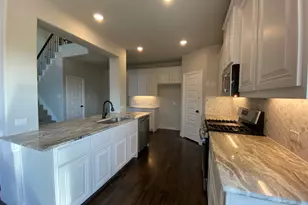 350 Devonshire Dr, Greenville, TX 75401 - Photo 10