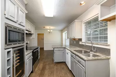 1410 Brookside Drive, Allen, TX 75002 - Photo 10