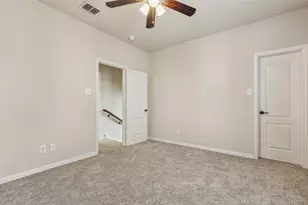 1924 Lantana Ln, Irving, TX 75063 - Photo 22