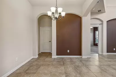 1924 Lantana Lane, Irving, TX 75063 - Photo 8