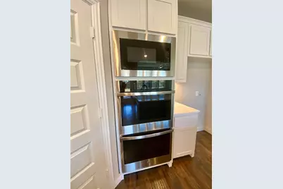 360 Devonshire Drive, Greenville, TX 75401 - Photo 12