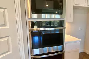 360 Devonshire Dr, Greenville, TX 75401 - Photo 12