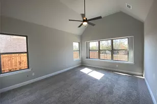 360 Devonshire Dr, Greenville, TX 75401 - Photo 18