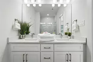 140 Pinkie Holmes Dr, Grand Prairie, TX 75050 - Photo 16