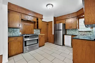 2912 Shadow Wood Dr, Dallas, TX 75224 - Photo 6