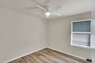233 Garden Valley Ln, Red Oak, TX 75154 - Photo 14