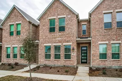 340 Almanor Street, Lewisville, TX 75056 - Photo 2