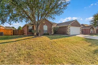 815 Wandering Court, Granbury, TX 76049 - Photo 36