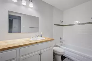 5840 Spring Valley Rd, Dallas, TX 75254 - Photo 18