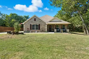 104 Candis Ct Ct, Springtown, TX 76082 - Photo 4