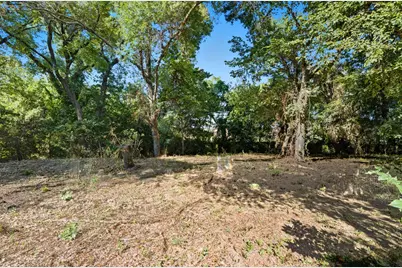 104 Candis Court, Springtown, TX 76082 - Photo 34