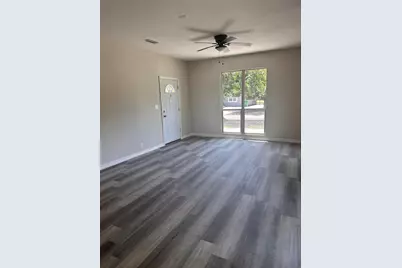 305 E Nelson Street, Bowie, TX 76230 - Photo 1