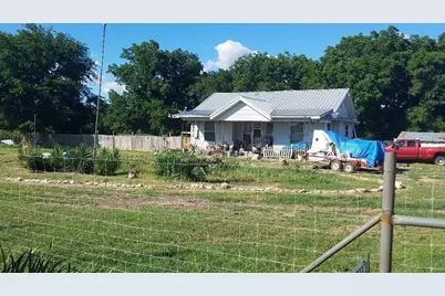 4561 S 12th Street, Waco, TX 76706 - Photo 1