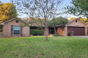 7505 Patsy Ct, Arlington, TX 76016 - Photo 4