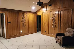 7505 Patsy Ct, Arlington, TX 76016 - Photo 6